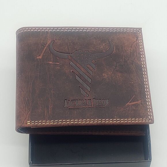 Genuine Leather Wallet by American Bison + Premium Gift Box - Picture 2 of 9